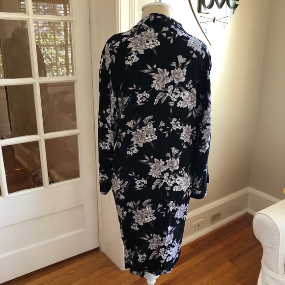 SPIRITUAL GANGSTER - Picture 13 of 14